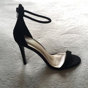 Wild Diva Lounge Tifa High Heel Sandals